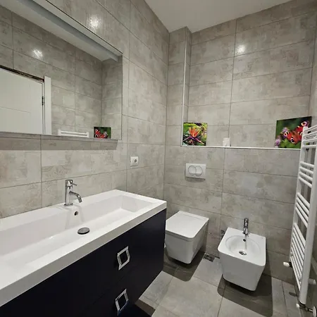 E21 Apartmán *