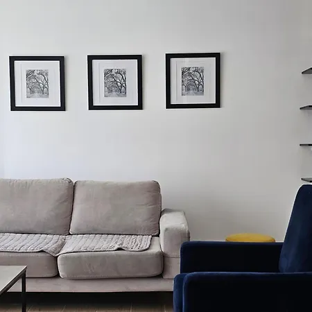 Apartmán E21 *